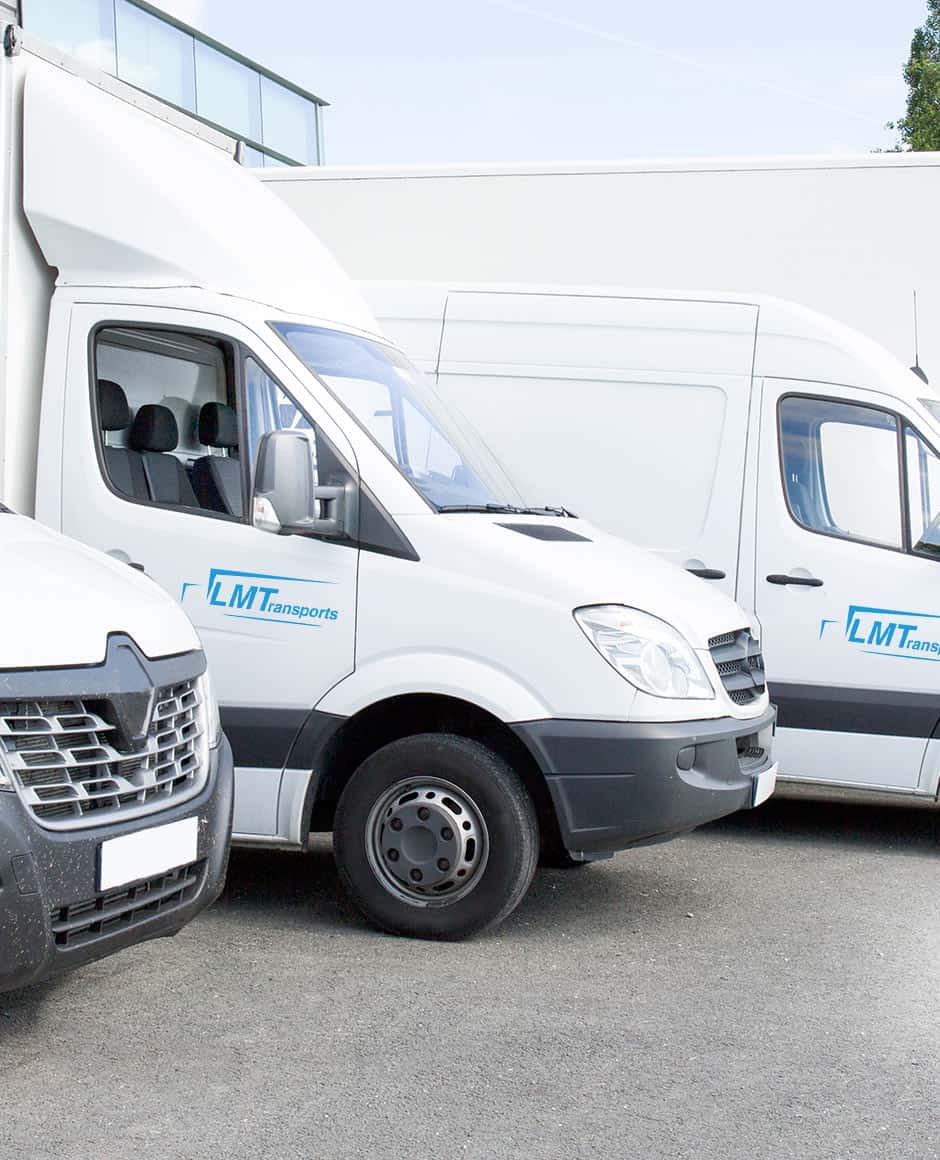 Service de Distribution en transport rapide en véhicule léger 3T5 LM Distribution | Spécialiste de location de camions avec conducteurs pour vos transports de marchandises par camion en Loire Atlantique et toute la Bretagne, Vannes, Nantes, Quimper, Brest
